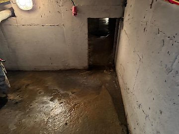 Voda - zatopení bytu a domu